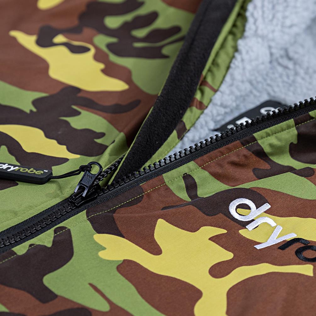 dryrobe Advance Long Sleeve Changing Robe - Camo / Grey Extra Image 4